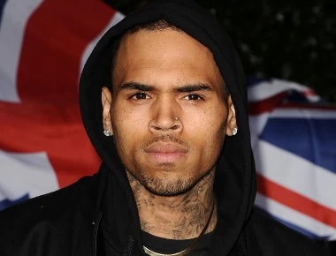 Κρις Μπράουν: Συνελήφθη για βιασμό ο πρώην σύντροφος της Rihanna